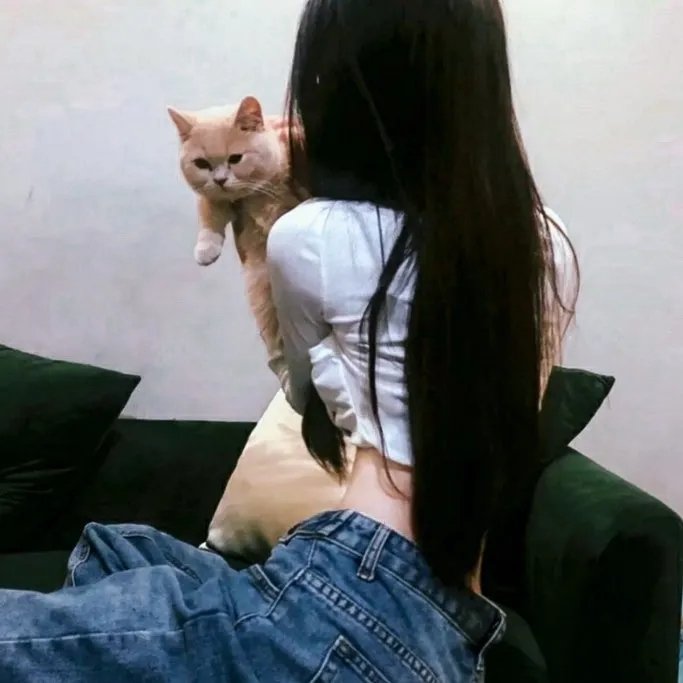 蕾哈娜内衣秀3