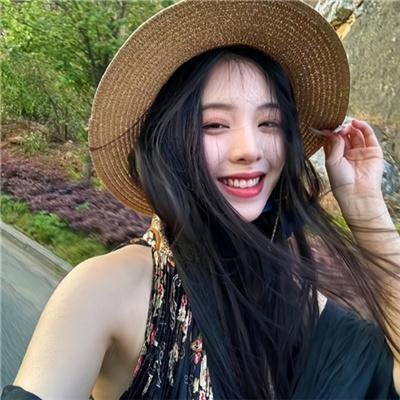 鱼跃在花见